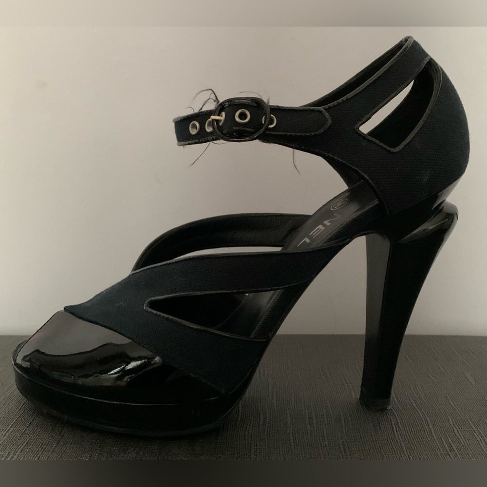 CHANEL Strappy Pump Heel